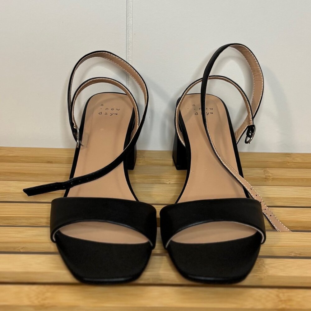 A New Day Shannon Black Block Heel Sandals Women’s 9.5